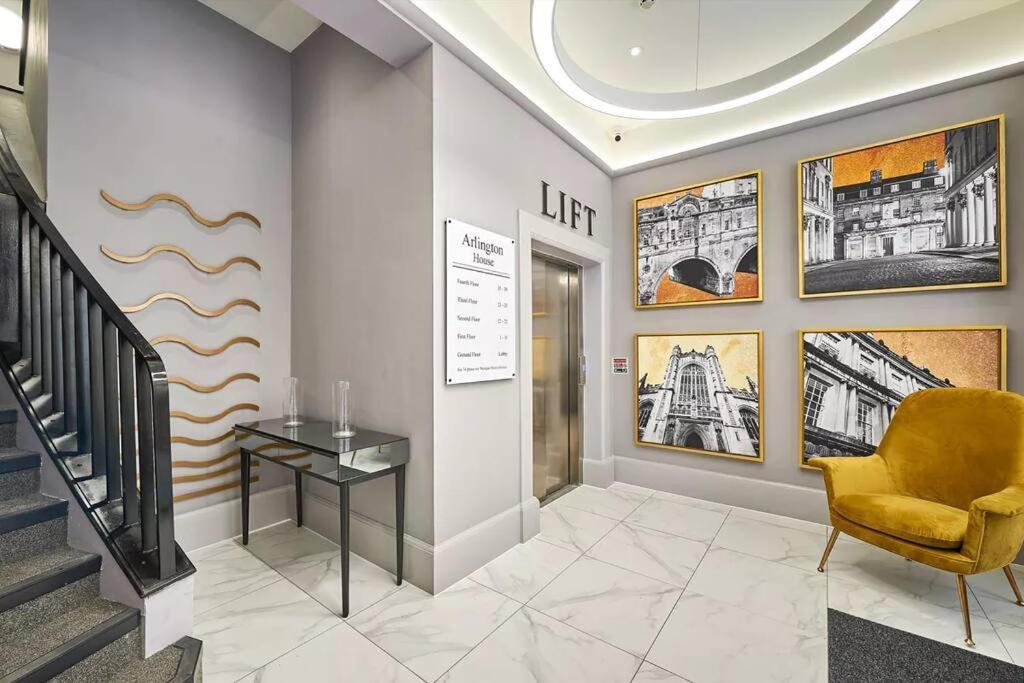 Haus Of Sulis, City Centre Apartment With Lift Access Bath Extérieur photo