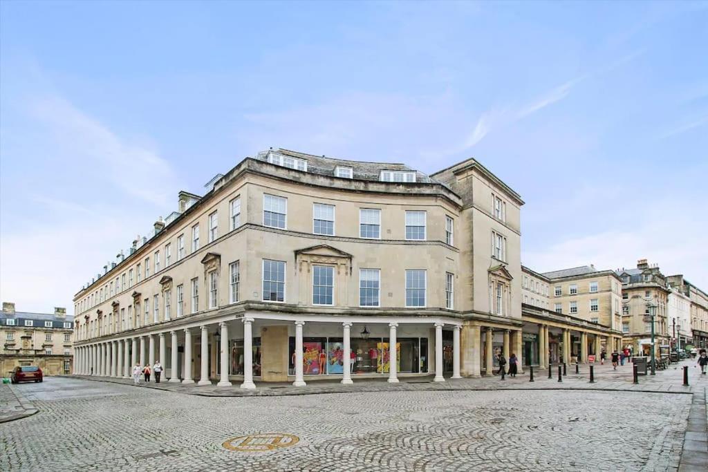 Haus Of Sulis, City Centre Apartment With Lift Access Bath Extérieur photo